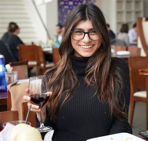 mia khalifa alter|Mia Khalifa Biography, Age, Family, Height, Husband ...